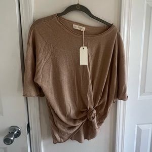 Scoop Neck Casual Top - Size Medium